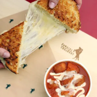 wagon-wheel-grilled-cheese
