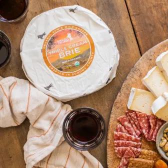 triple-creat-brie-platter.webp